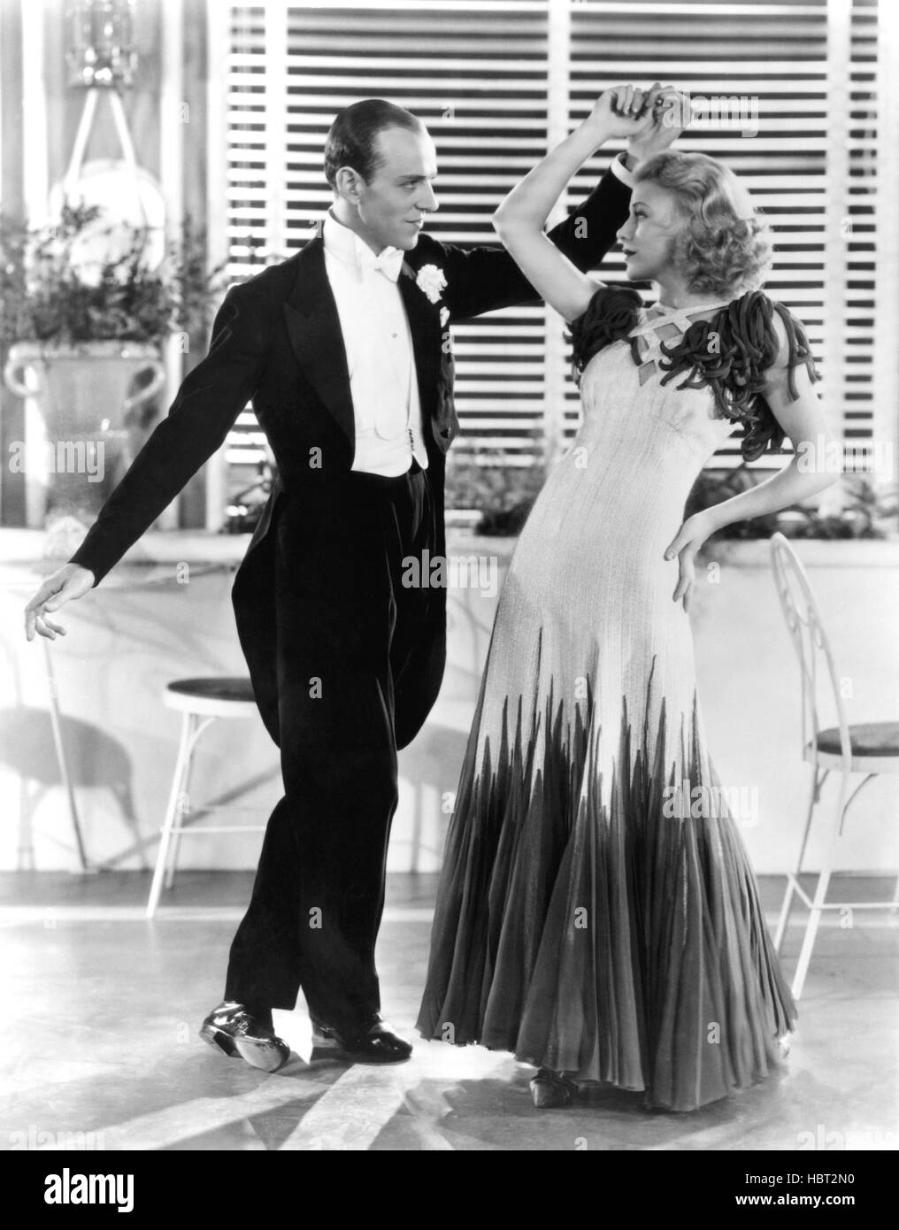 THE GAY DIVORCEE, from left, Fred Astaire, Ginger Rogers, in 'The