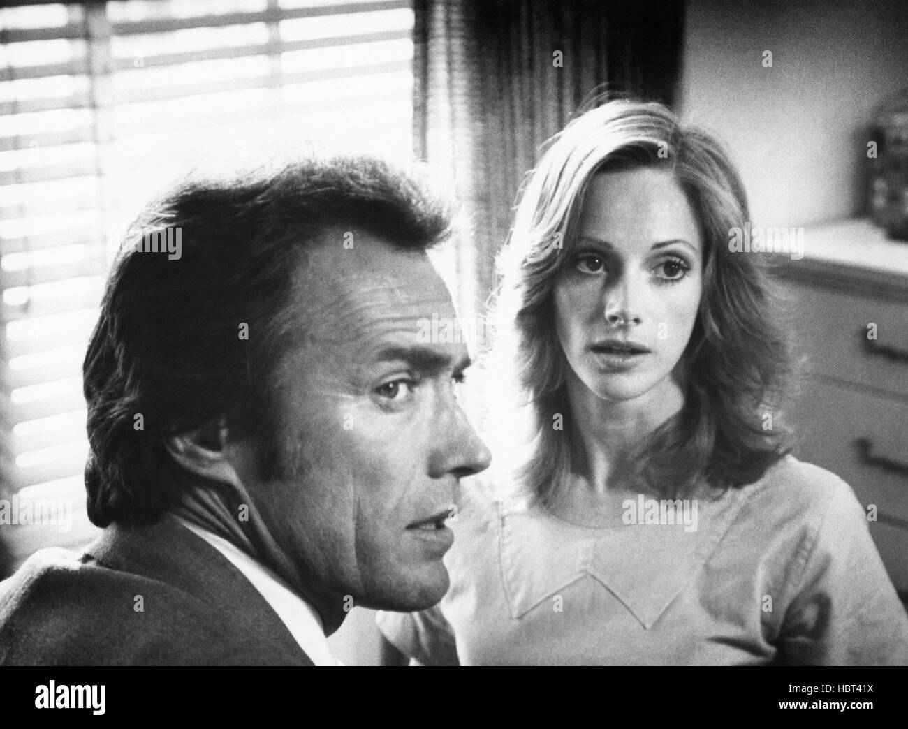 The Gauntlet Clint Eastwood Sondra Locke Stock Photo Alamy