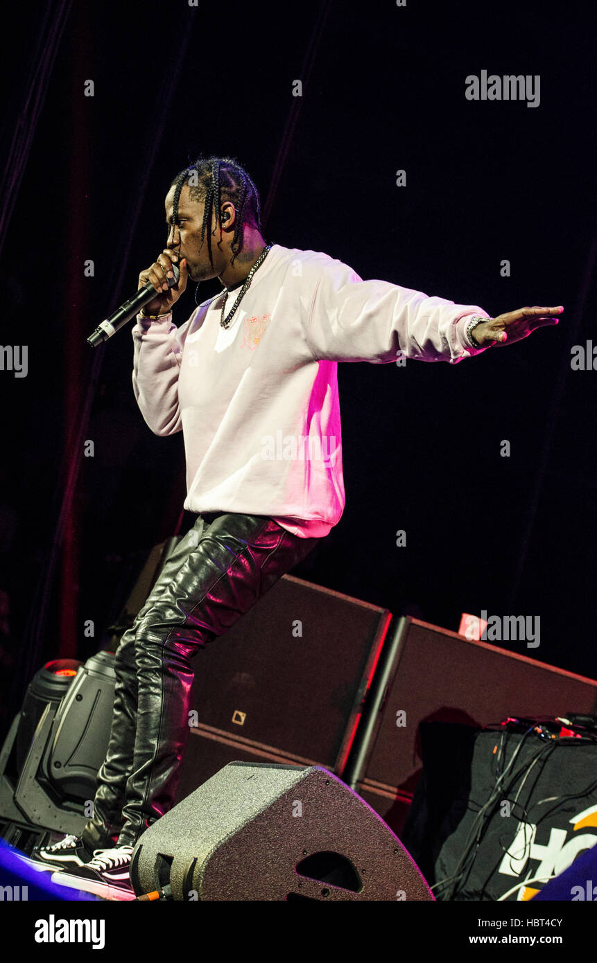 Travis Scott Concert High Resolution Stock Photography And Images Alamy