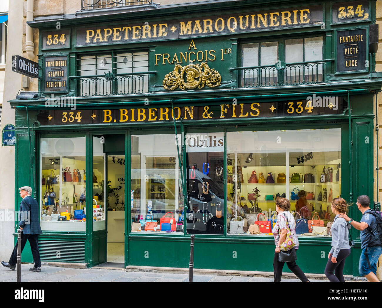 street scene in front of b. boberon & fils, leatherware Stock Photo