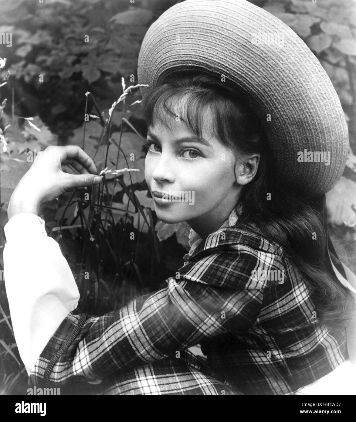 gigi-leslie-caron-1958-portrait-stock-photo-alamy