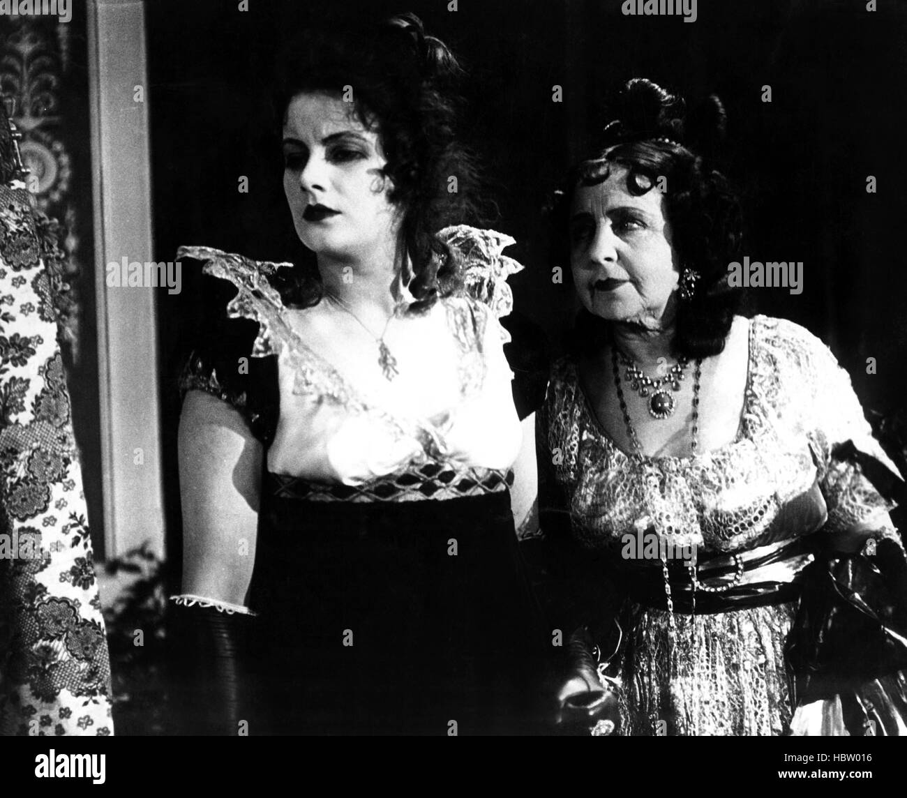 GOSTA BERLINGS SAGA, from left, Greta Garbo, Ellen Hartman-Cederstrom ...