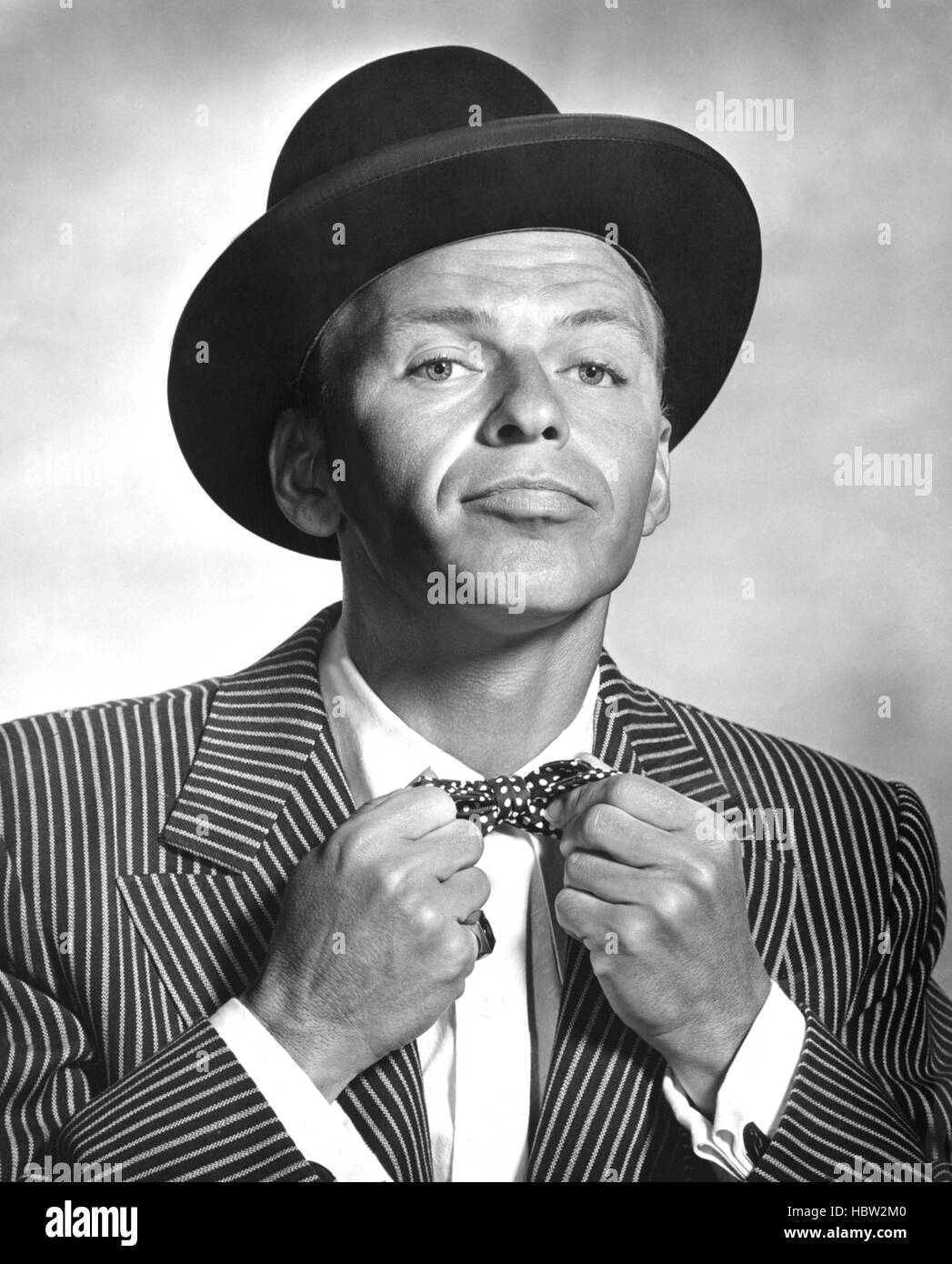 GUYS AND DOLLS, Frank Sinatra, 1955 Stock Photo Alamy