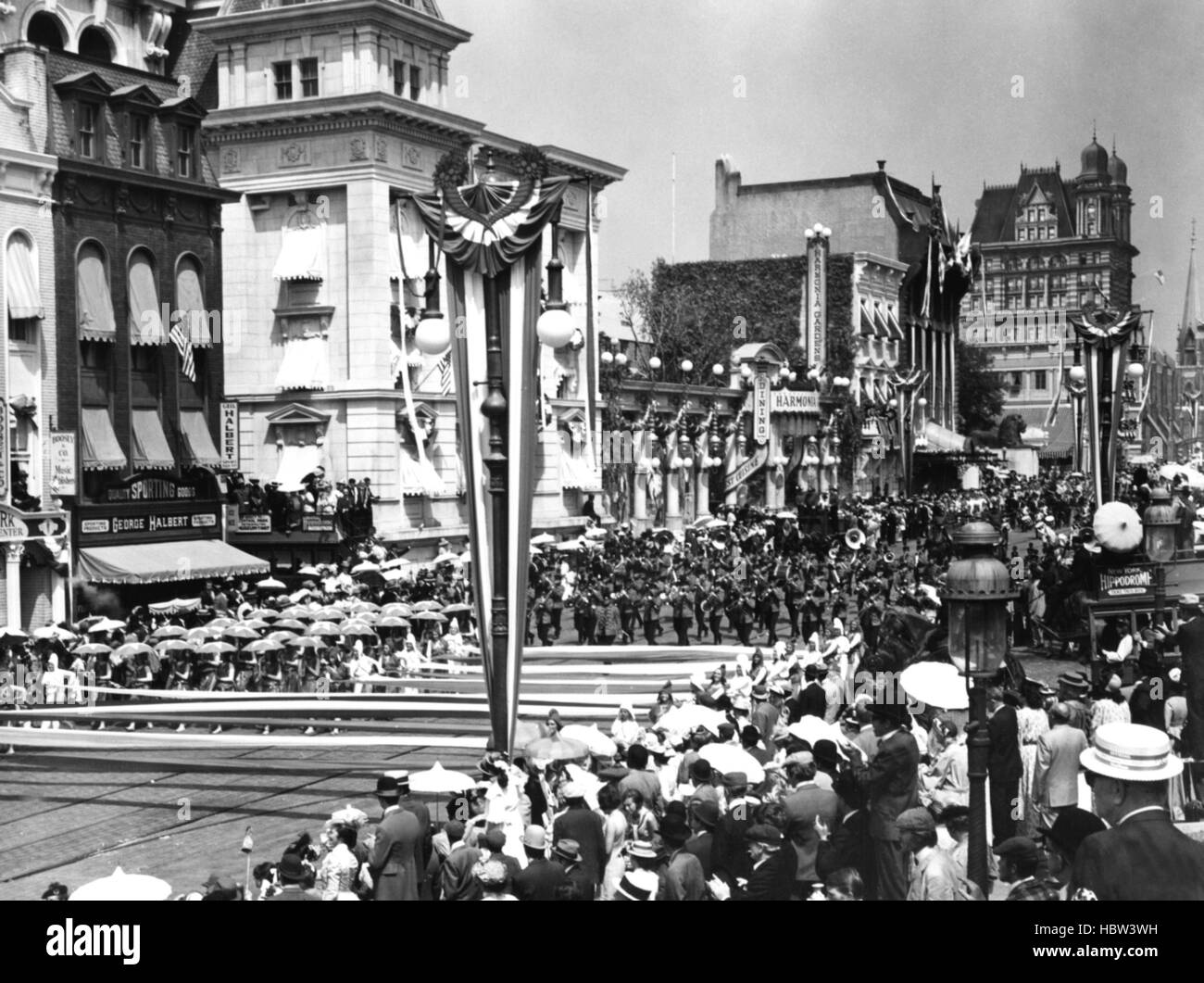 HELLO, DOLLY!, 1969, TM and Copyright ©20th Century Fox Film Corp. All