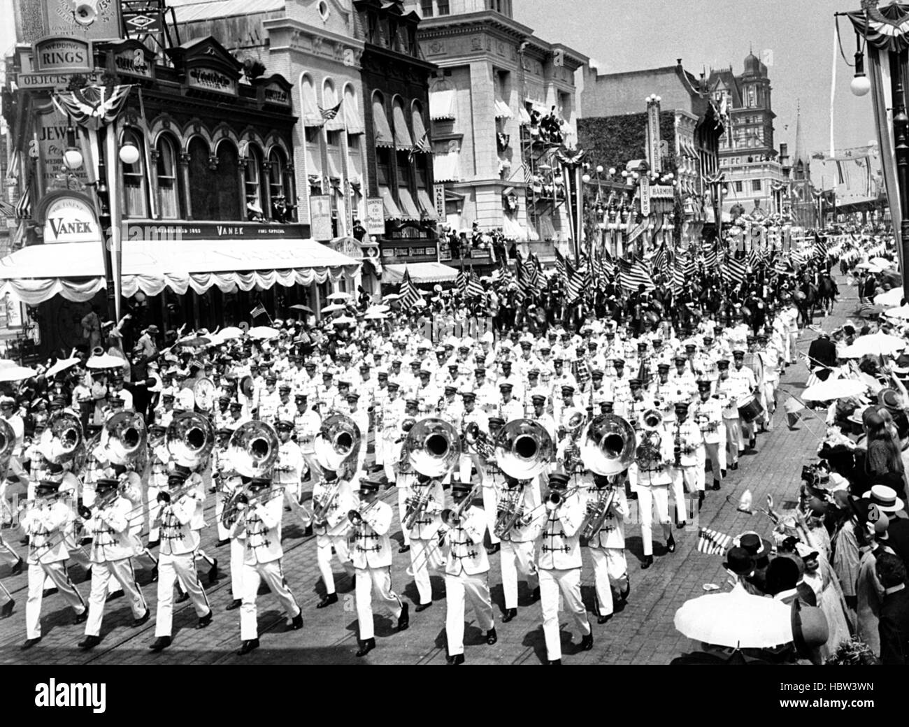 HELLO, DOLLY!, 1969, TM and Copyright ©20th Century Fox Film Corp. All