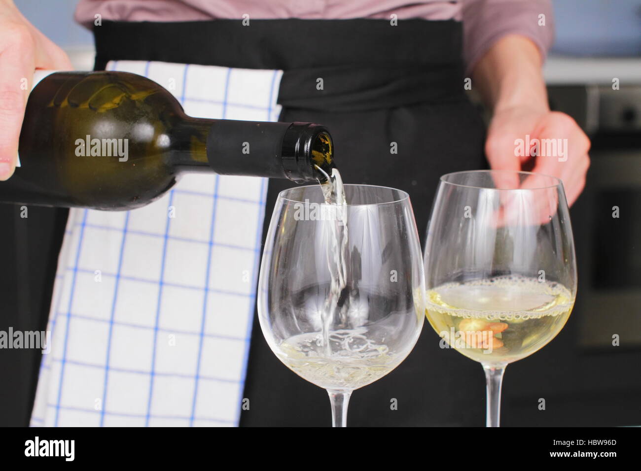 Opening a wine bottle Stock Photo Alamy