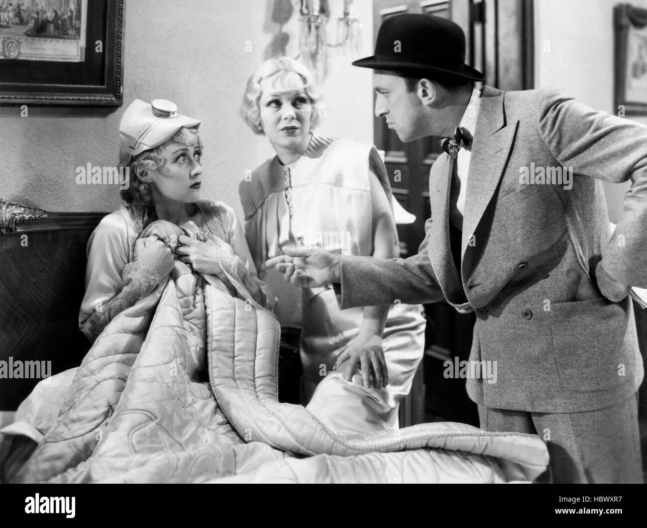 HAVANA WIDOWS, from left: Joan Blondell, Glenda Farrell, Allen Jenkins ...