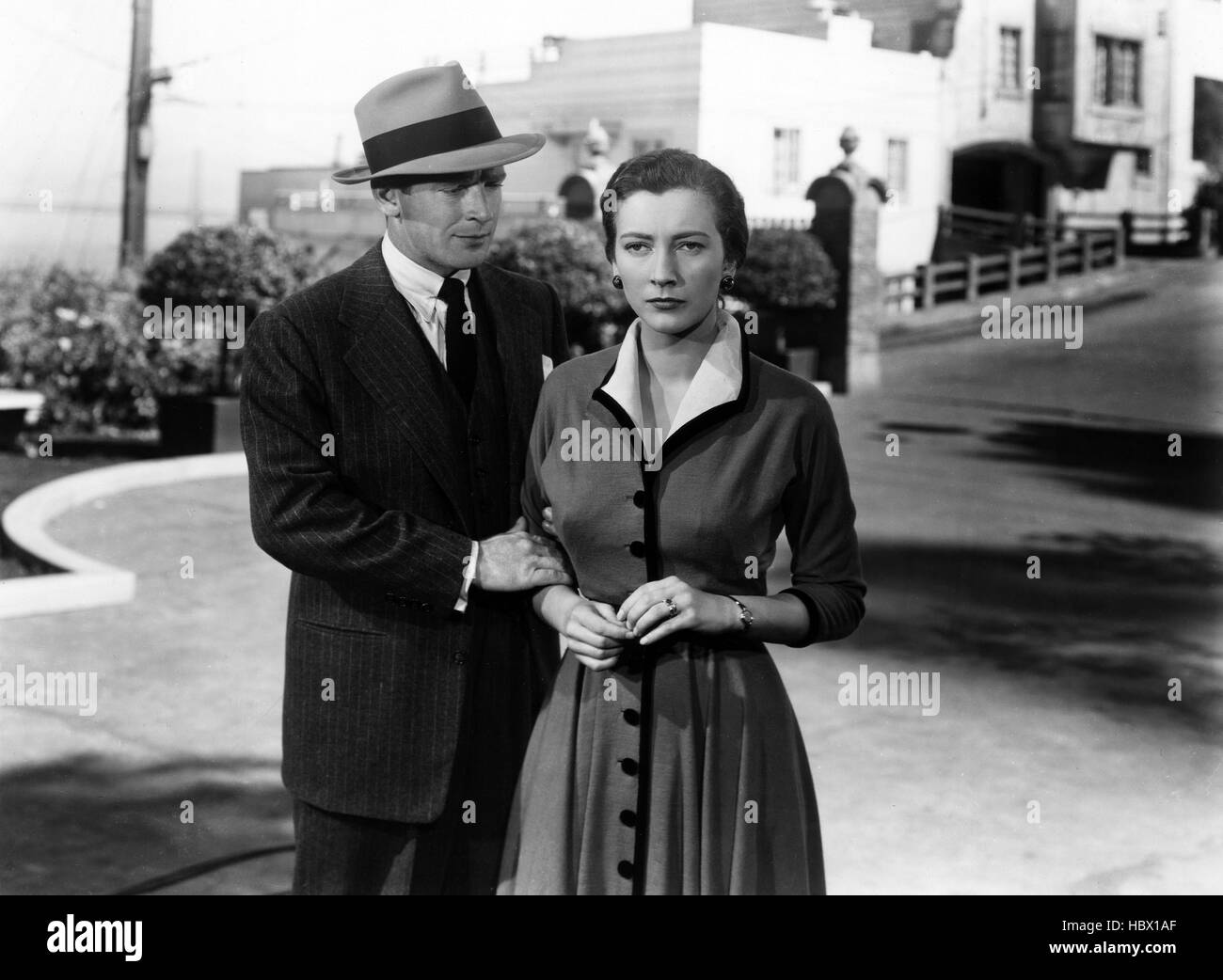 THE HOUSE ON TELEGRAPH HILL, Richard Basehart, Valentina Cortese, 1951