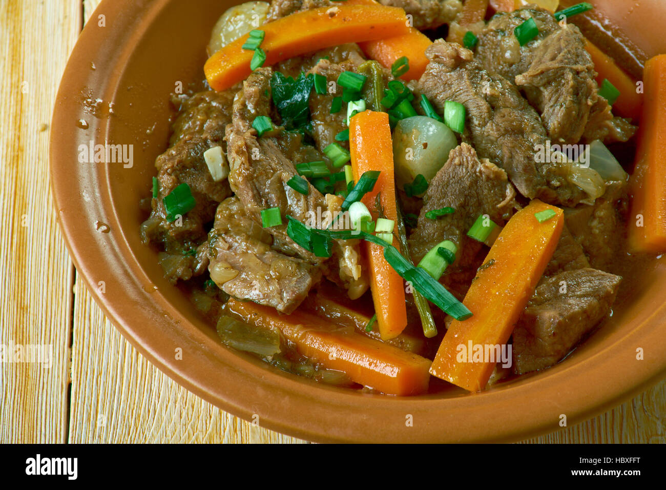 Braised beef with green onions in the Chinese style Stock Photo - Alamy