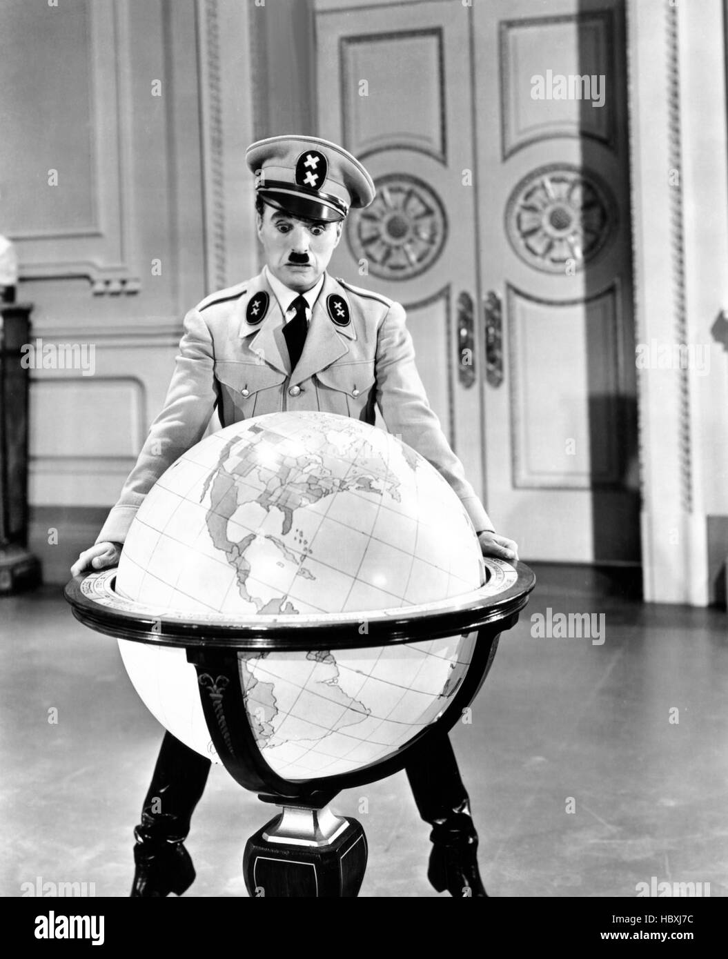 THE GREAT DICTATOR, Charlie Chaplin, 1940 Stock Photo - Alamy