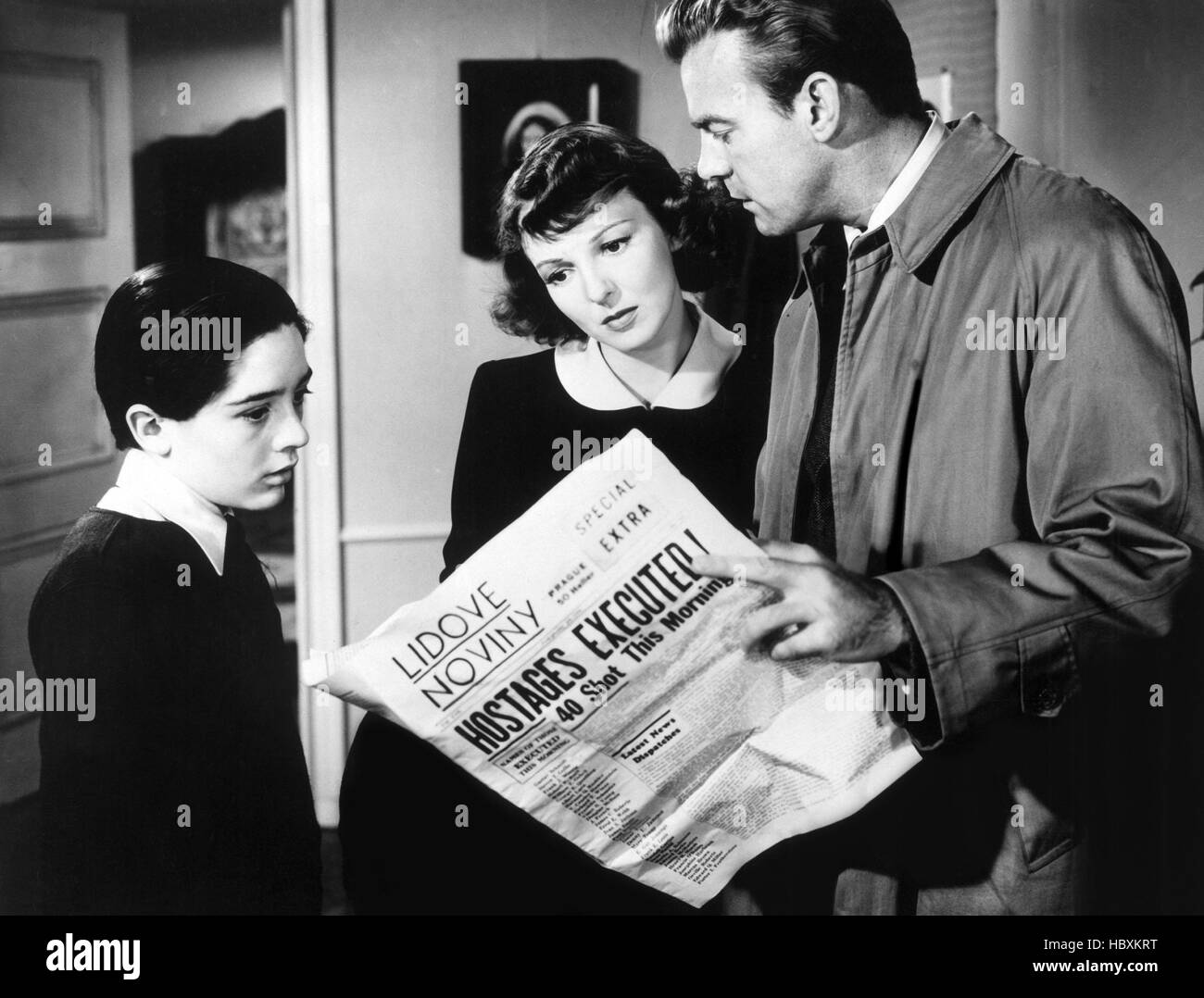 HANGMEN ALSO DIE, William Roy, Anna Lee, Dennis O'Keefe, 1943 Stock Photo -  Alamy