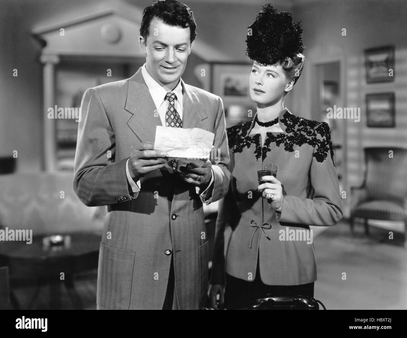 THE HOMESTRETCH, from left, Cornel Wilde, Helen Walker, 1947, ©20th ...