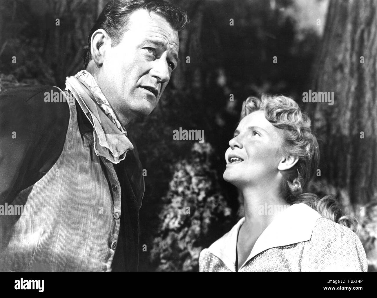 HONDO, John Wayne, Geraldine Page, 1954 Stock Photo Alamy