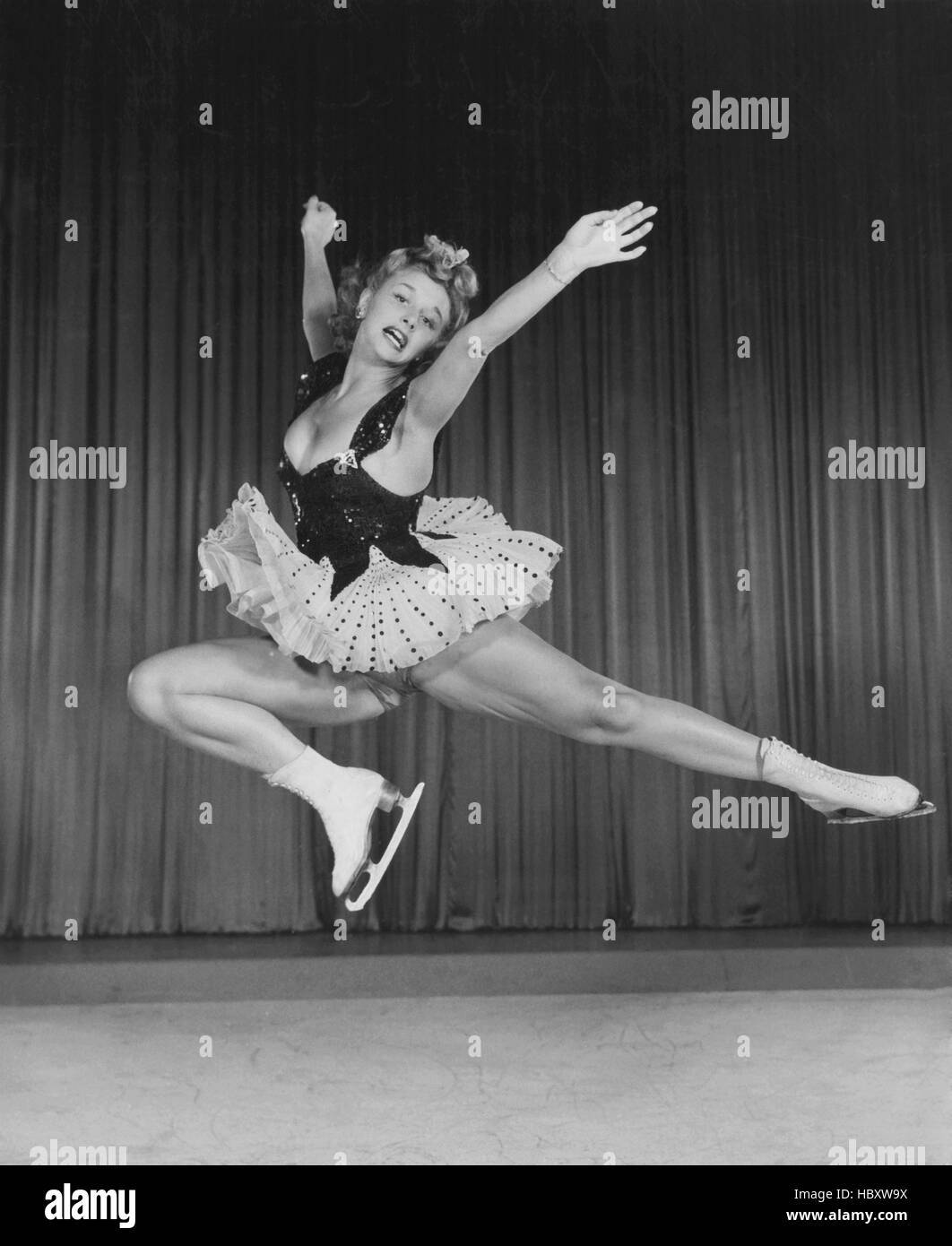 ICECAPADES, Vera Ralston, 1941 Stock Photo Alamy