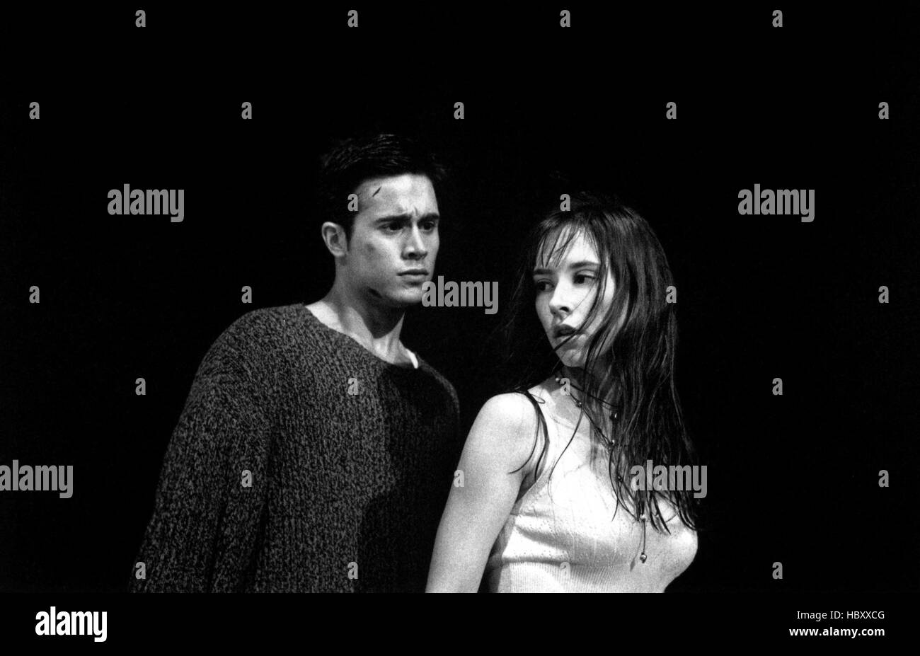 I KNOW WHAT YOU DID LAST SUMMER, Freddie Prinze Jr., Jennifer Love