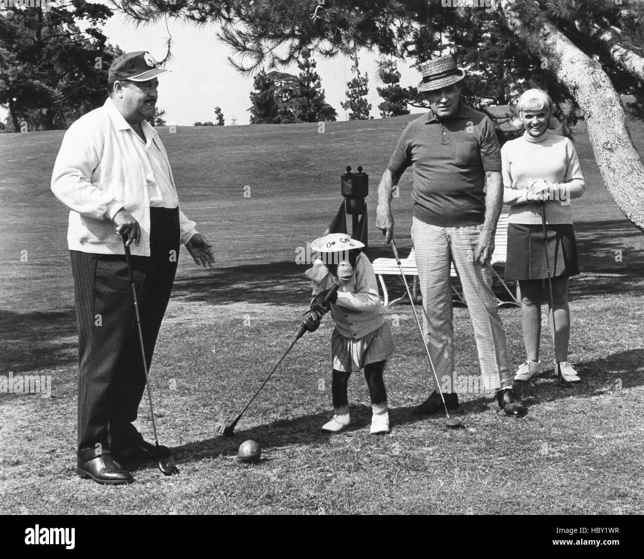 HOW TO COMMIT MARRIAGE, from left: Jackie Gleason, Bob Hope, Maureen ...