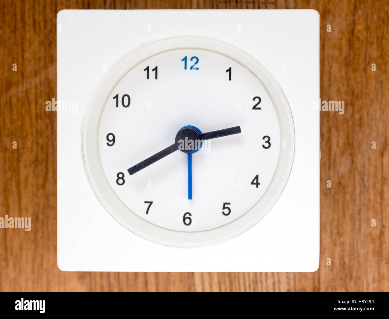 The second series of the sequence of time on the simple white analog