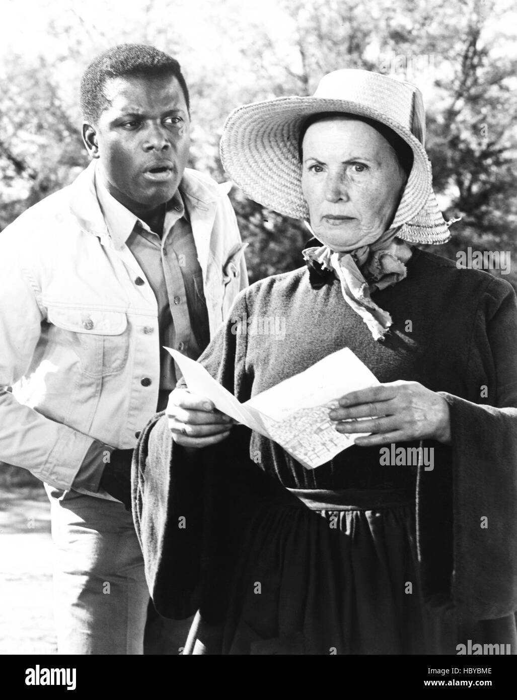 LILIES OF THE FIELD, from left Sidney Poitier, Lilia Skala, 1963 Stock