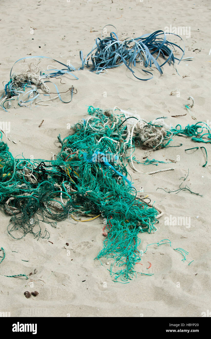 Ocean Pollution Ropes Plastic pollution pacific hi-res stock photography and images - Alamy