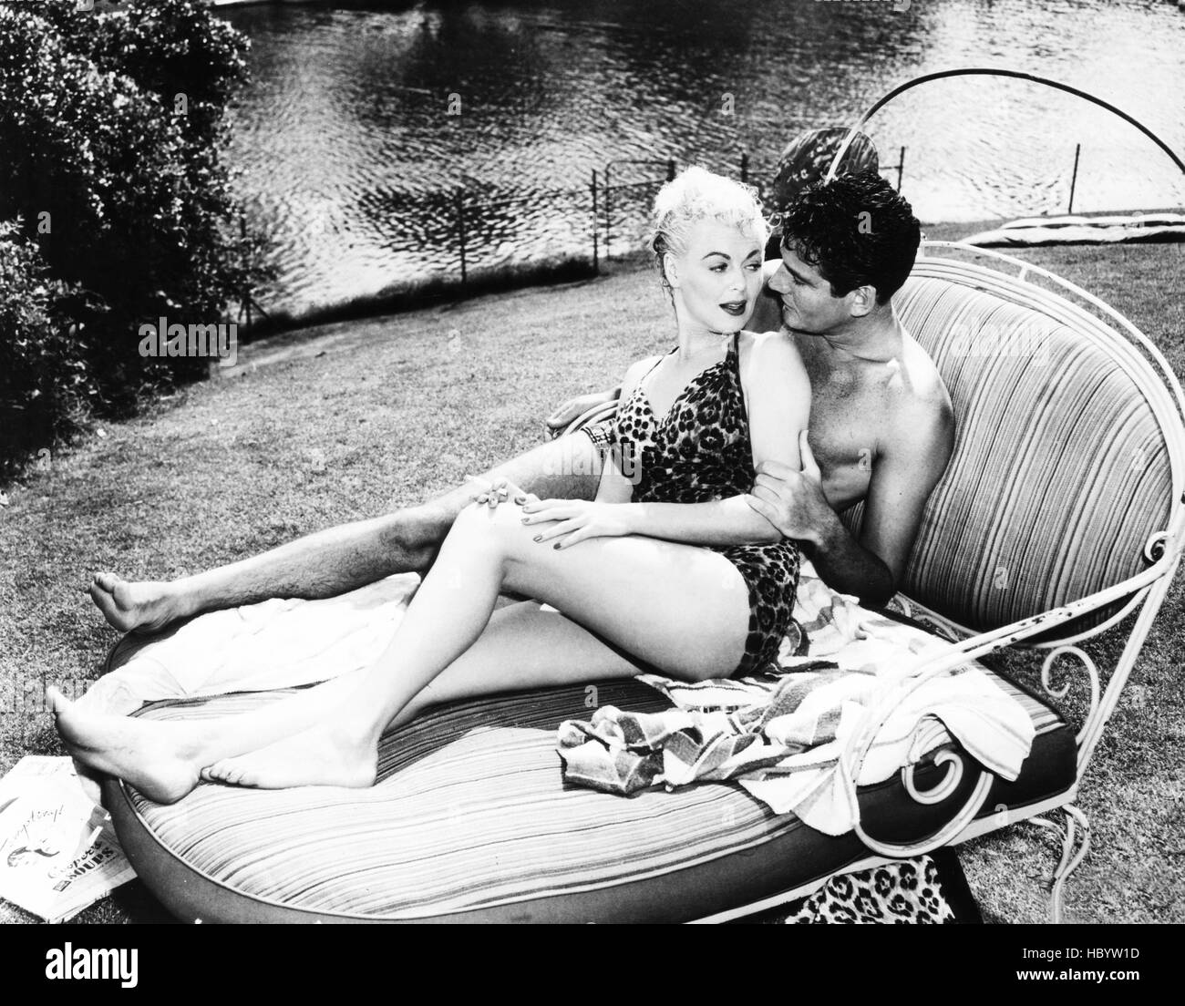 [Imagen: the-houston-story-from-left-barbara-hale...HBYW1D.jpg]