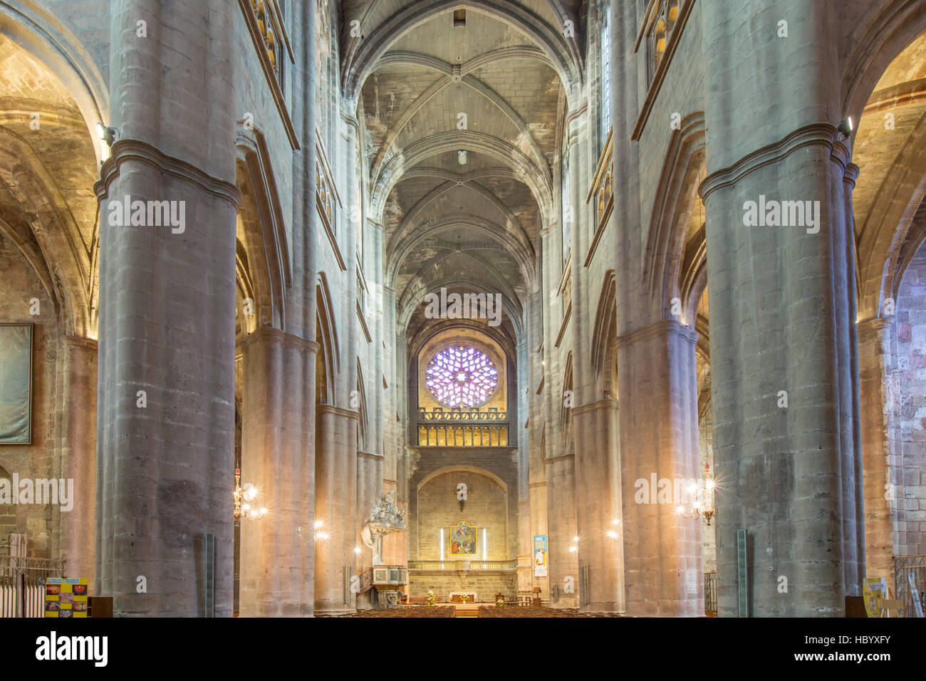 Interior view, Notre-Dame Cathedral, 12th-16th century, Rodez, Aveyron, Languedoc-Roussillon-Midi-Pyrénées, France Stock Photo