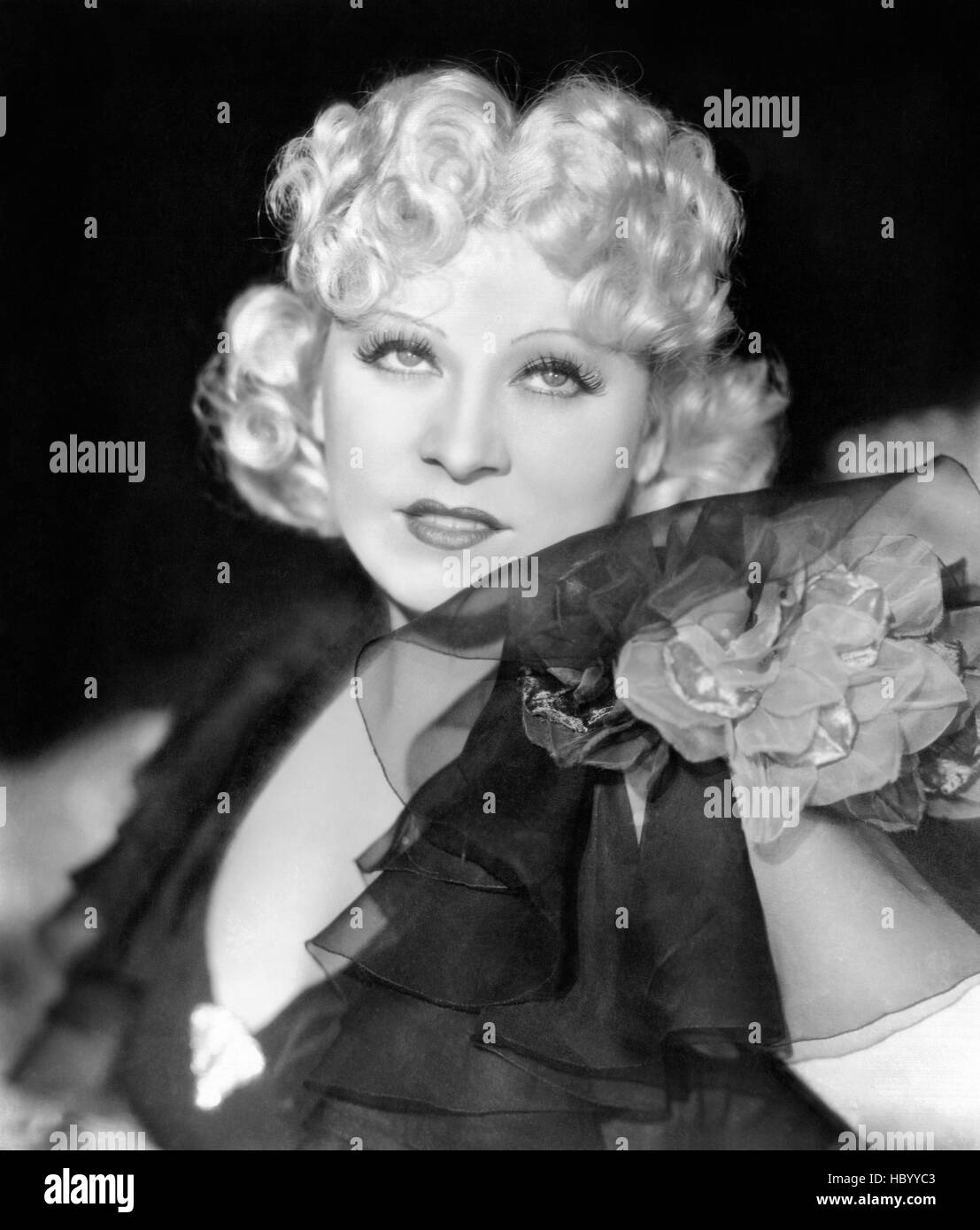 1933 Actress Mae West in "I'm No Angel" 4 Celebrity Photo Print 