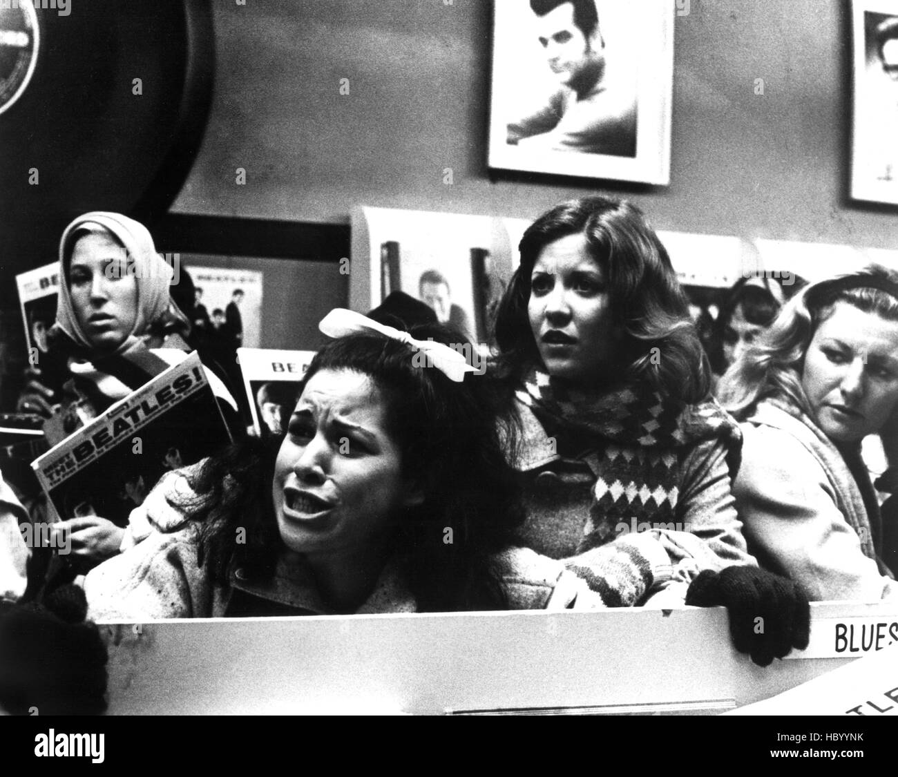 I WANNA HOLD YOUR HAND, Wendie Jo Sperber, Nancy Allen, 1978, (c