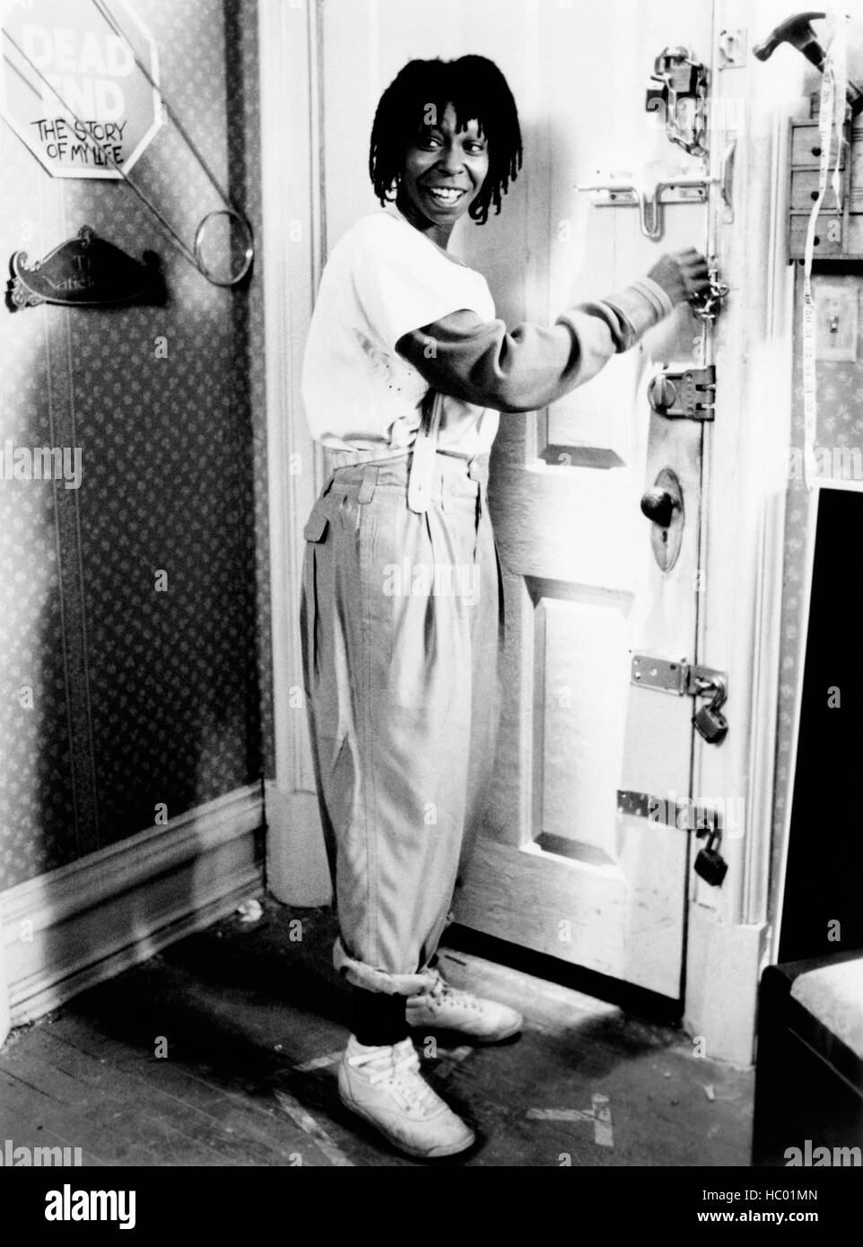 JUMPIN' JACK FLASH, Whoopi Goldberg, 1986, TM and Copyright ©20th