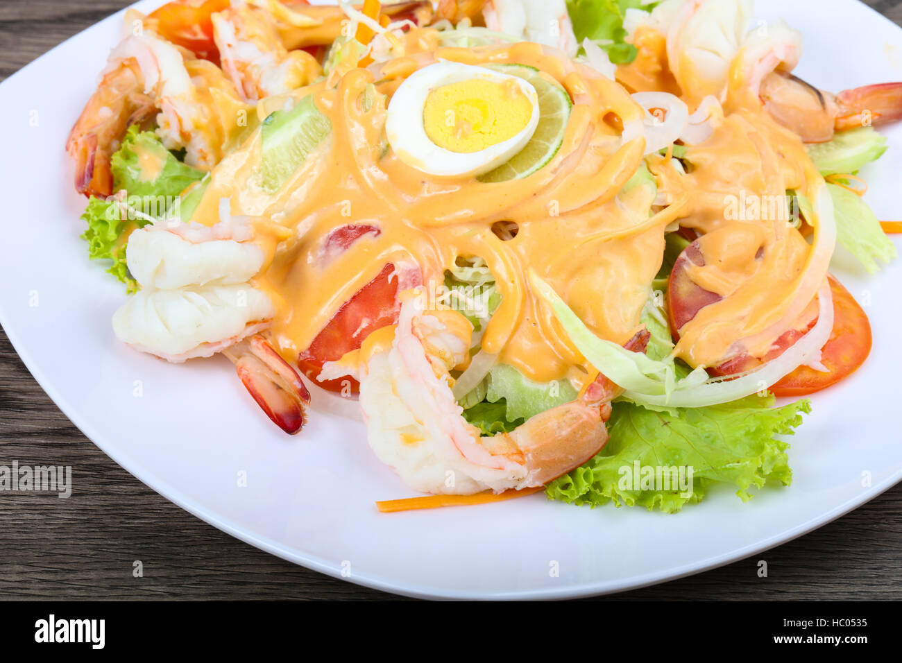 Shrimp cocktail with 1000 islands sauce and lime Stock Photo Alamy