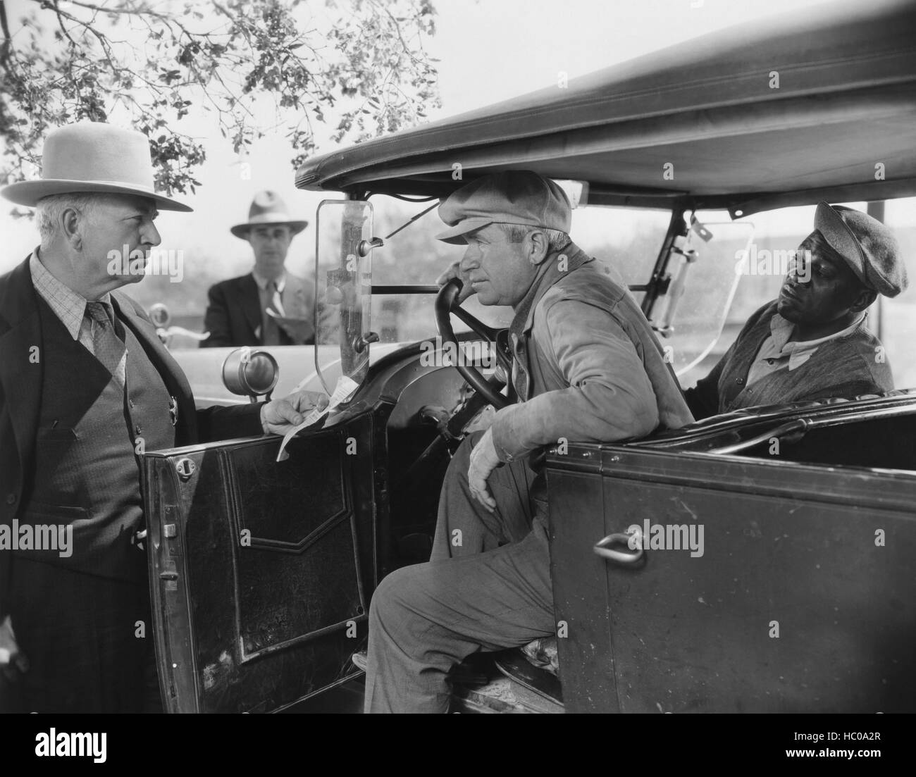 IN OLD KENTUCKY, from left: John Ince, Will Rogers, Bill Robinson, 1935 ...
