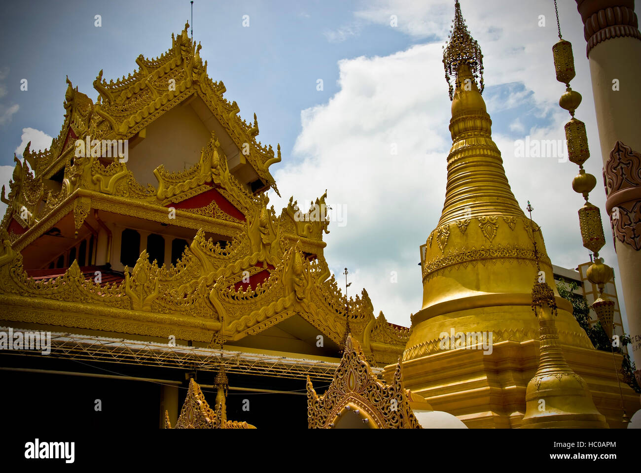 Golden Roof of Dhammikarama Burmese Temple, Penang - Founded way back in 1803.The 200+ years old temple was formerly called Nandy Moloh Burmese temple Stock Photo