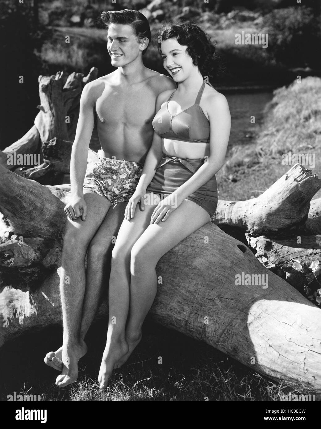 KIDNAPPED, from left Roddy McDowall, Sue England, publicity shot, 1948