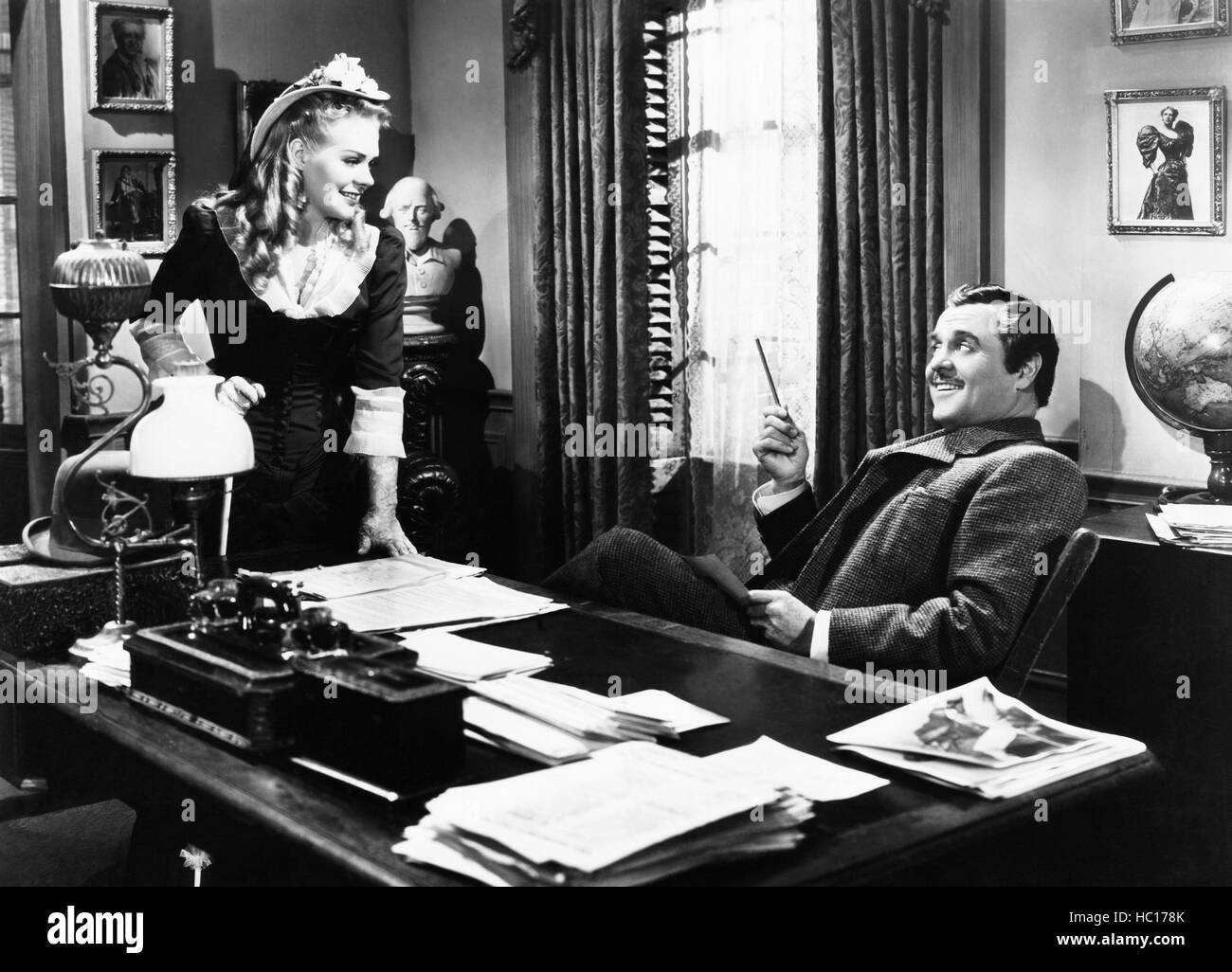 LILLIAN RUSSELL, Alice Faye as Lillian Russell, Leo Carrillo as Tony