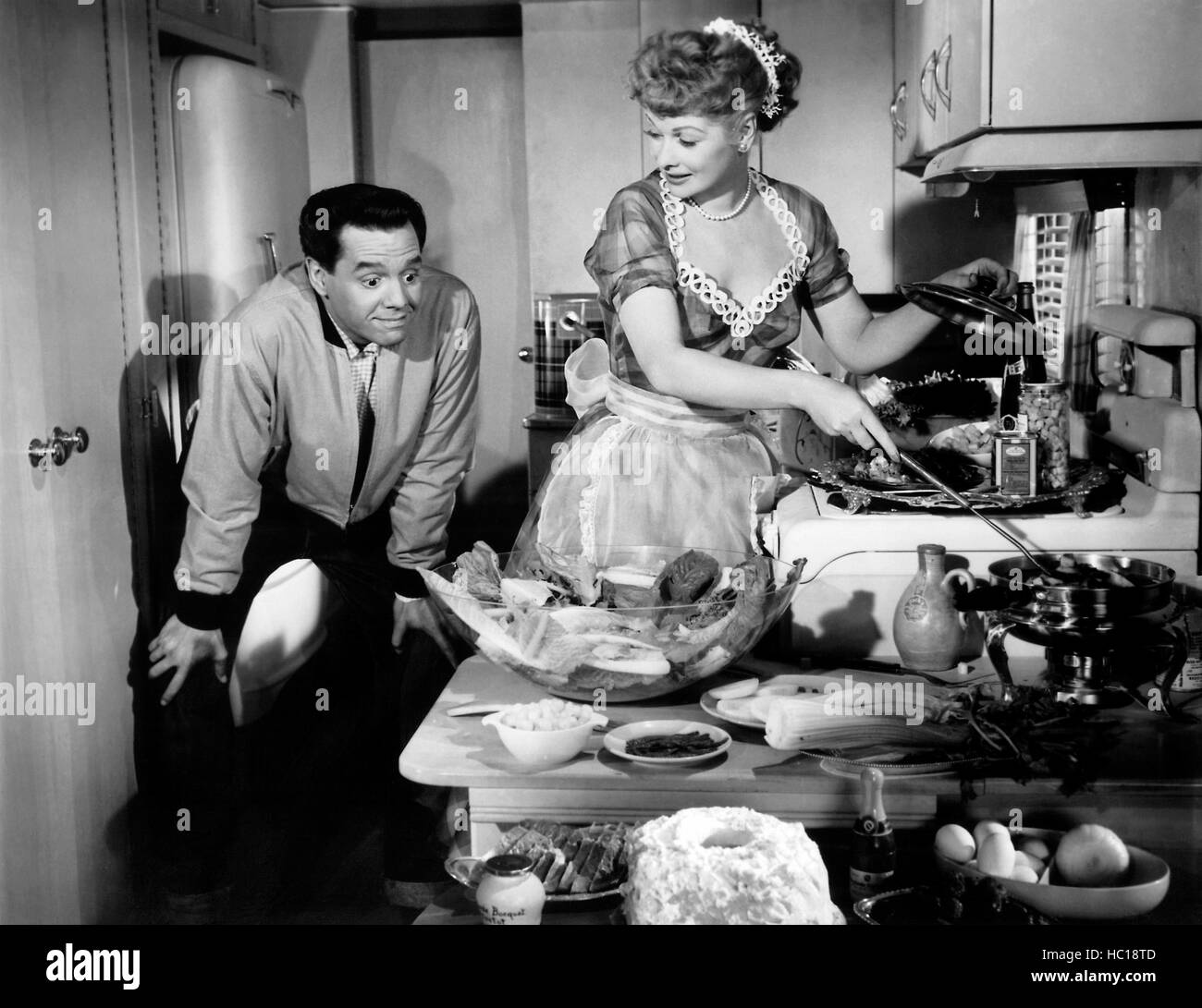 12 разгневанных мужчин ли джей кобб. старые кадры 12. невеста франкенштейна 1935. дэрил ханна старые ворчуны. 12 стульев фильм 1933.