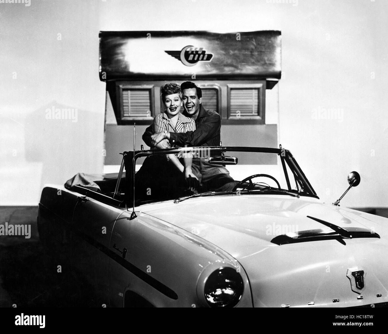 THE LONG LONG TRAILER Lucille Ball Desi Arnaz 1954 Stock Photo Alamy The long long trailer lucille ball desi arnaz 1954 stock photo alamy