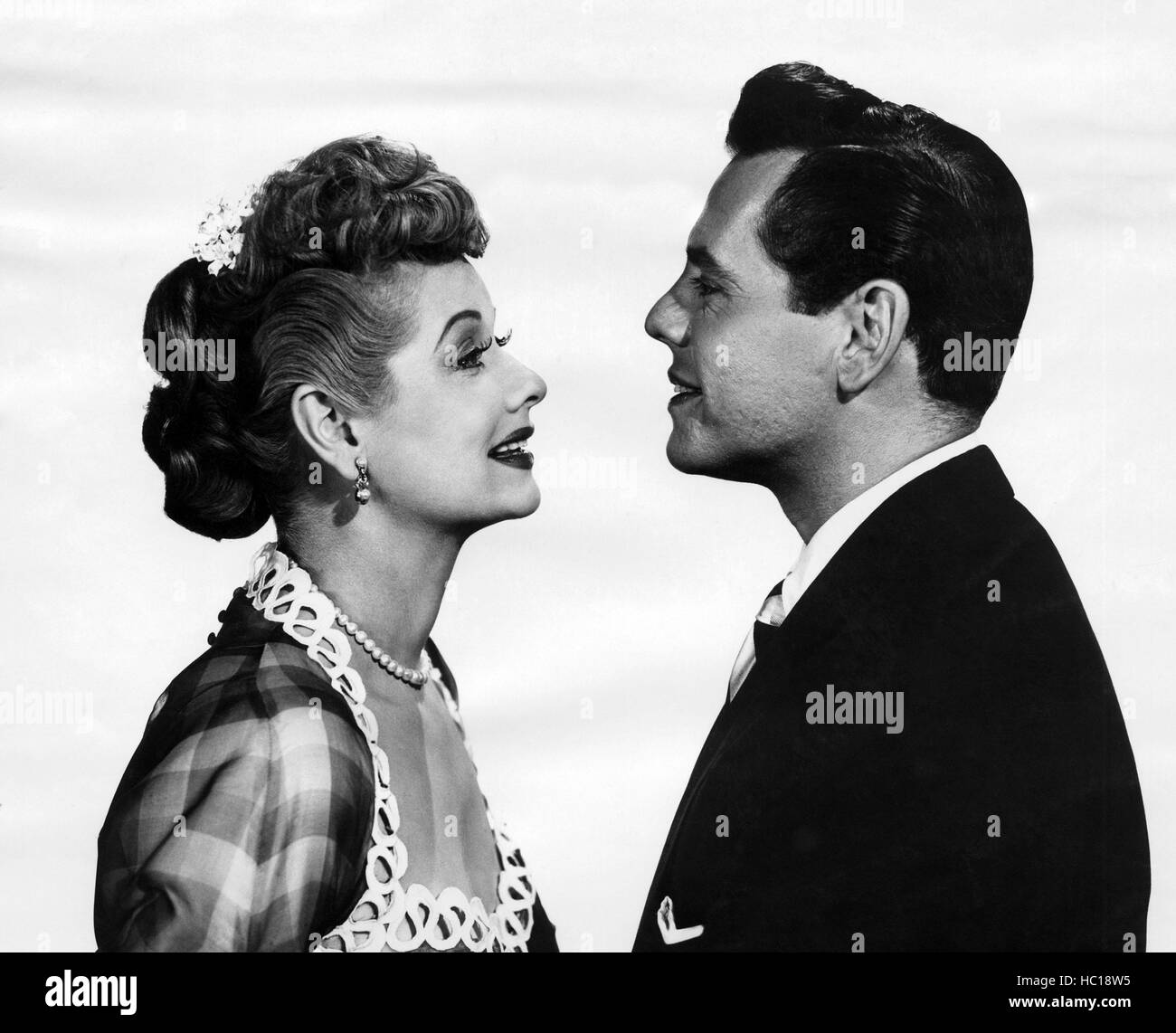 THE LONG LONG TRAILER Lucille Ball Desi Arnaz 1954 Stock Photo Alamy The long long trailer lucille ball desi arnaz 1954 stock photo alamy
