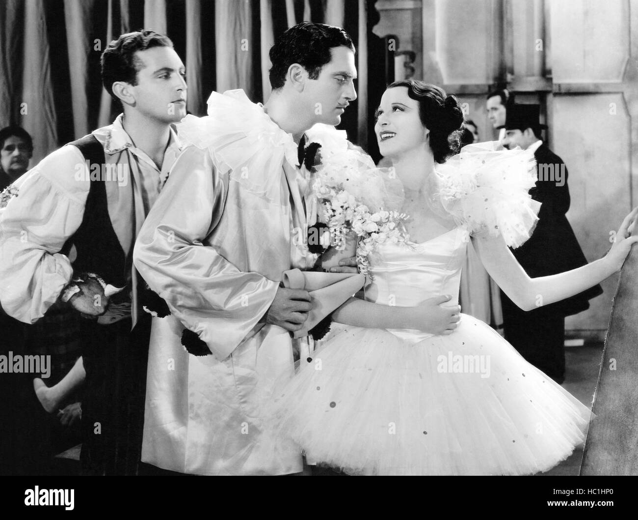 A NIGHT AT THE OPERA, from left: Allan Jones, Walter Woolf King, Kitty ...