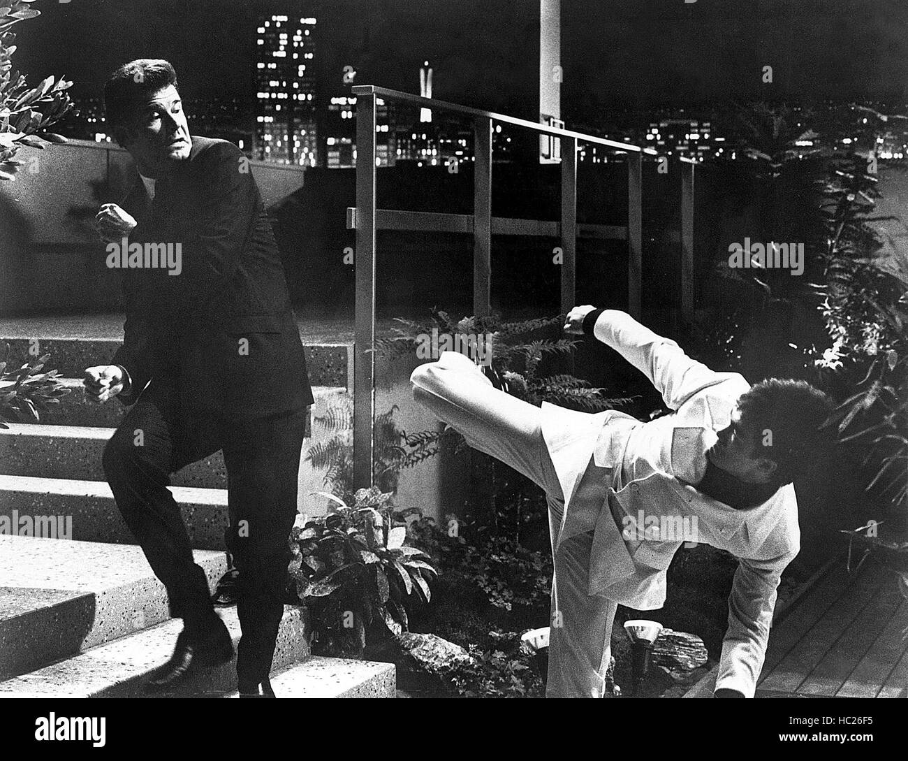 MARLOWE, James Garner, Bruce Lee, 1969 Stock Photo Alamy