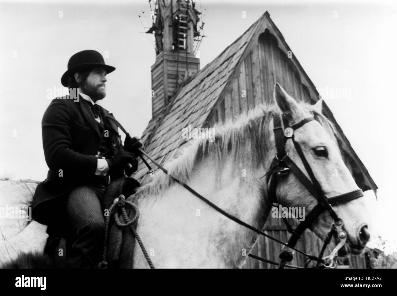 MCCABE AND MRS. MILLER, Warren Beatty, 1971 Stock Photo Alamy