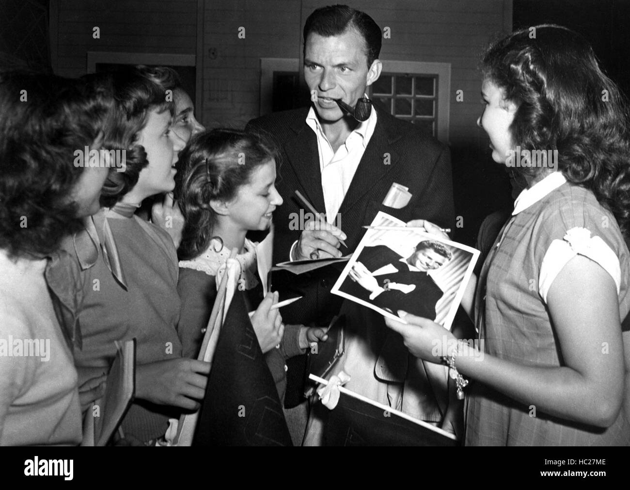 MEET DANNY WILSON, Frank Sinatra (center), 1951 Stock Photo - Alamy