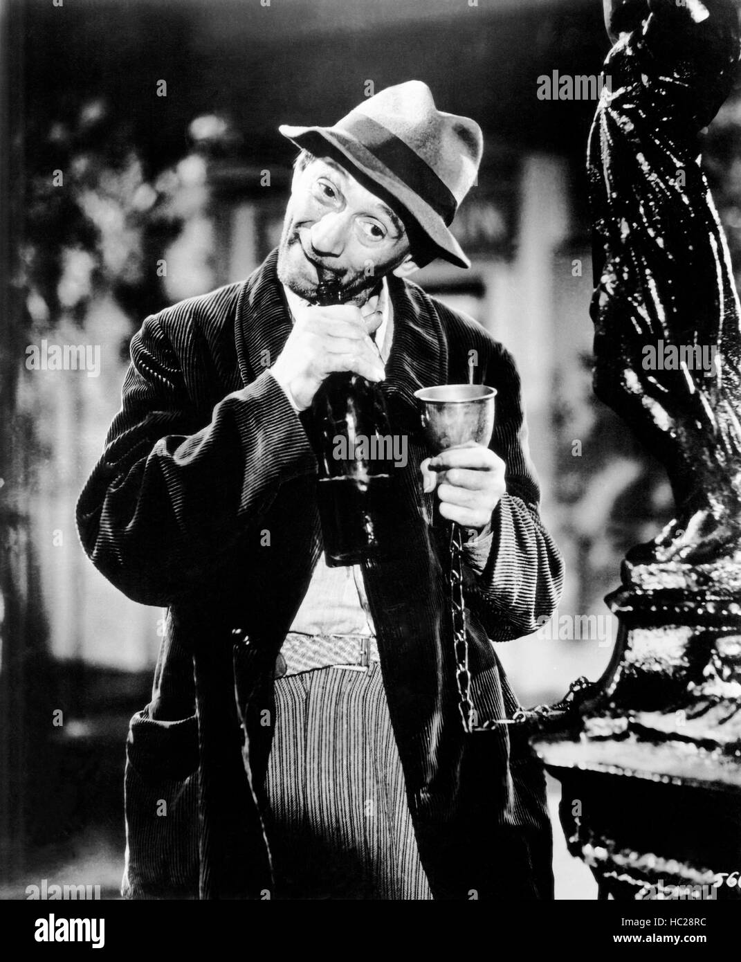 MIDNIGHT IN PARIS, (aka MONSIEUR LA SOURIS), Jo Dervo, 1942 Stock Photo