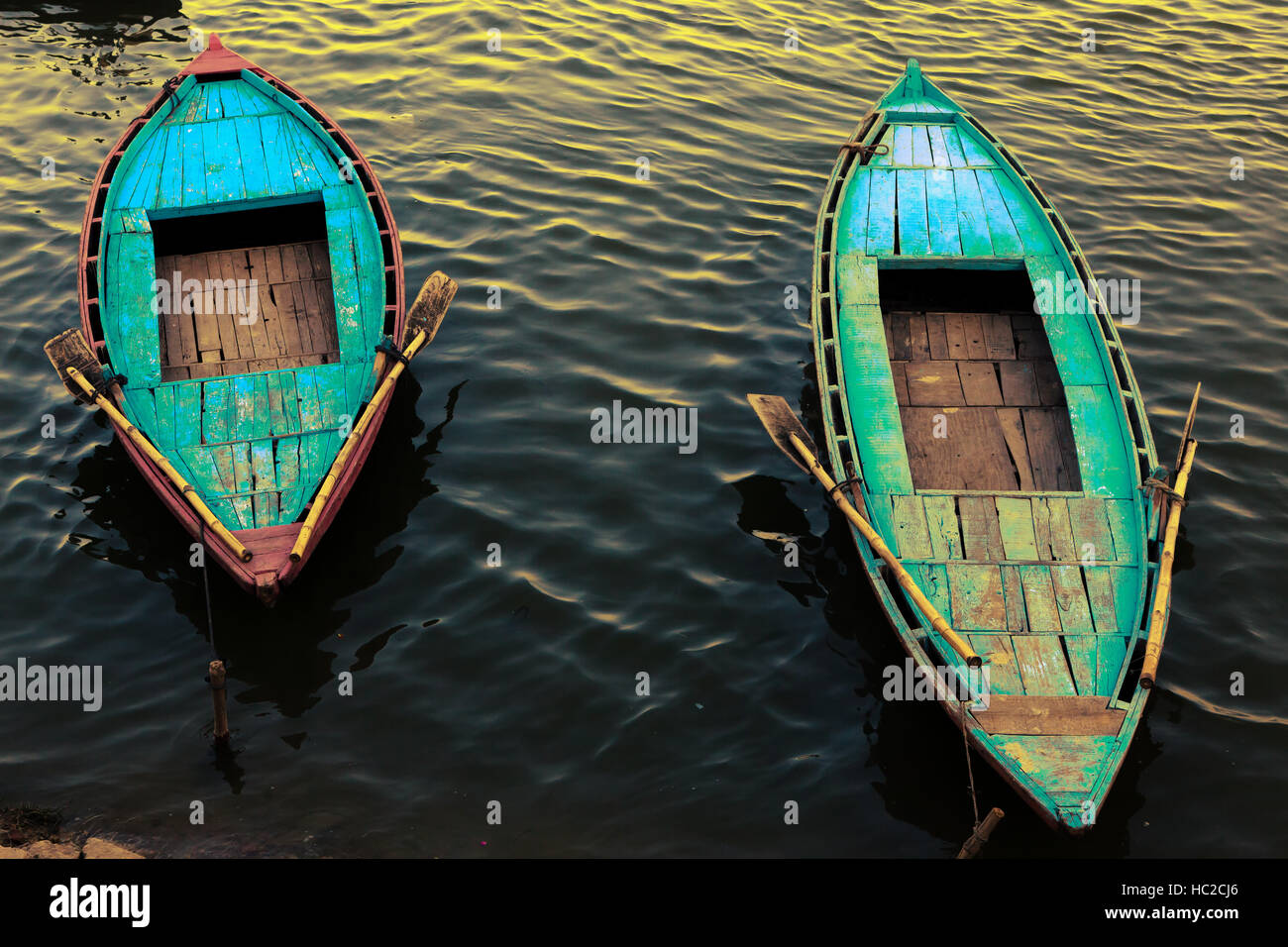 Wood boats india hires stock photography and images Alamy