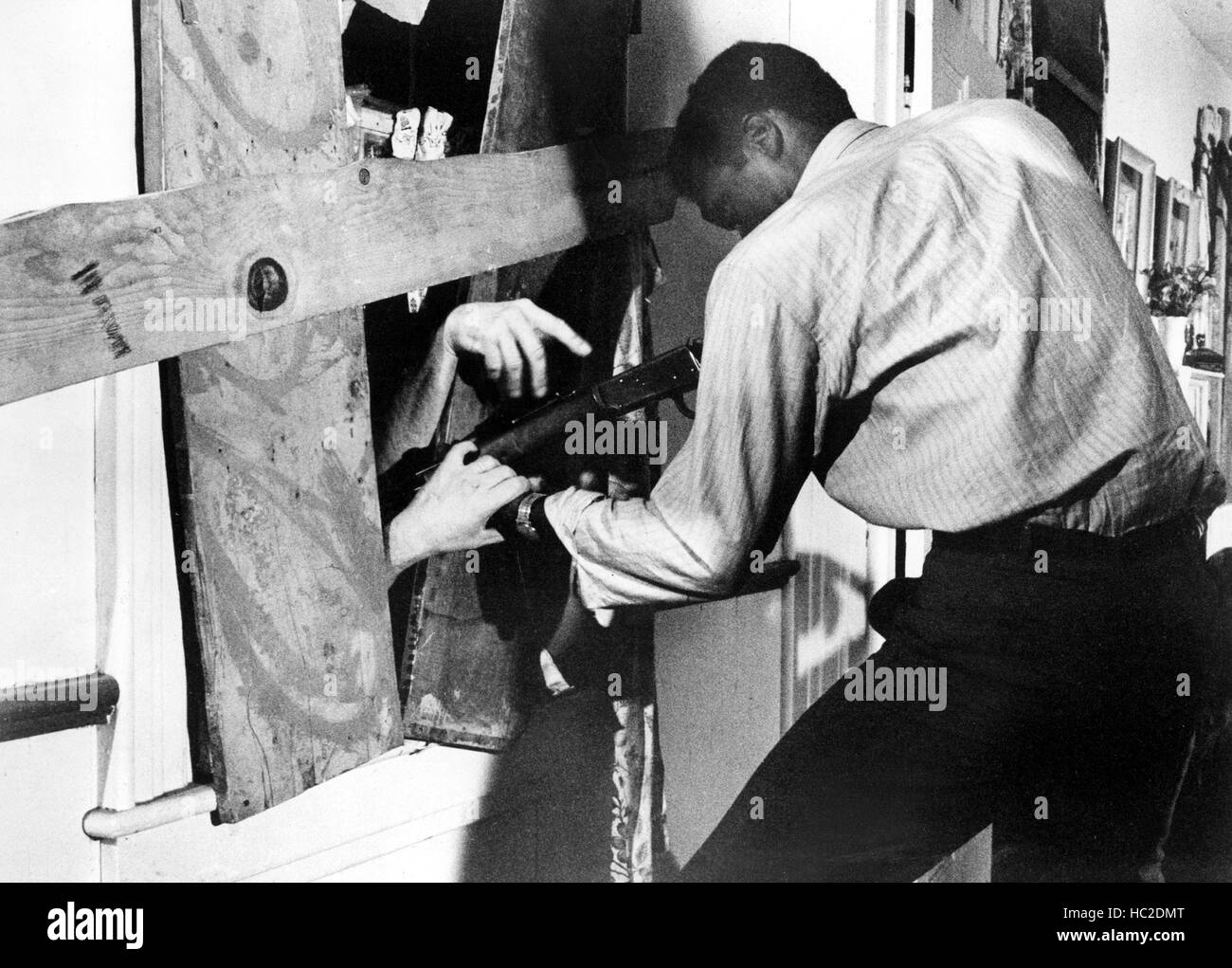 NIGHT OF THE LIVING DEAD, Duane Jones, 1968 Stock Photo Alamy