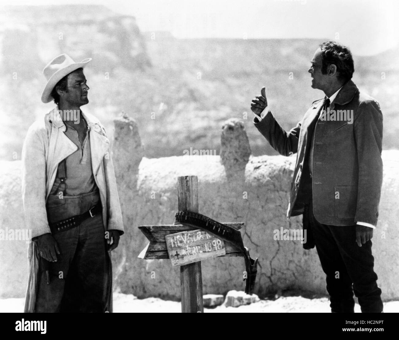 MY NAME IS NOBODY, (aka IL MIO NOME E NESSUNO), from left, Terence Hill, Henry Fonda, 1973 Stock