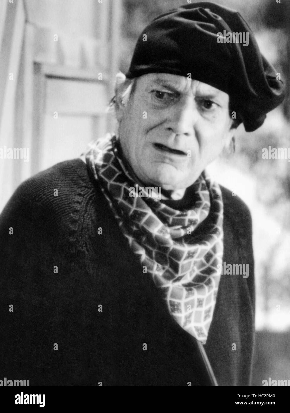 NOISES OFF, Denholm Elliott, 1992, ©Touchstone Pictures/Courtesy