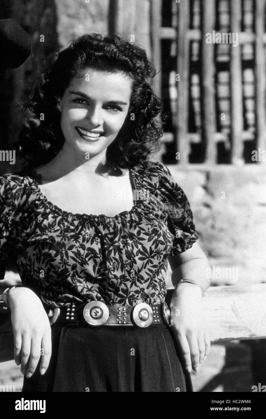 THE OUTLAW, Jane Russell, 1943 Stock Photo - Alamy