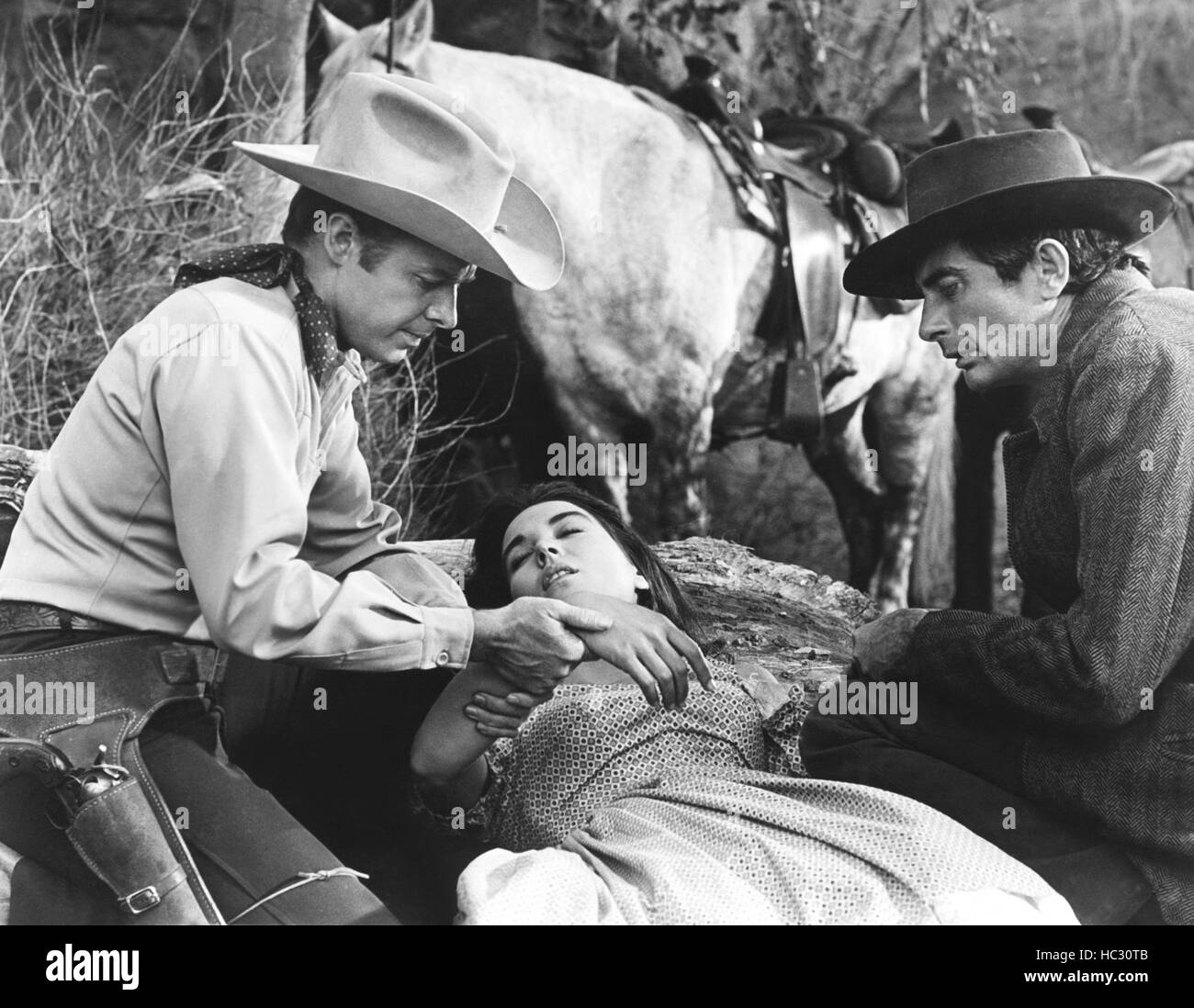 POSSE FROM HELL, from left: Audie Murphy, Zohra Lampert, Royal Dano ...