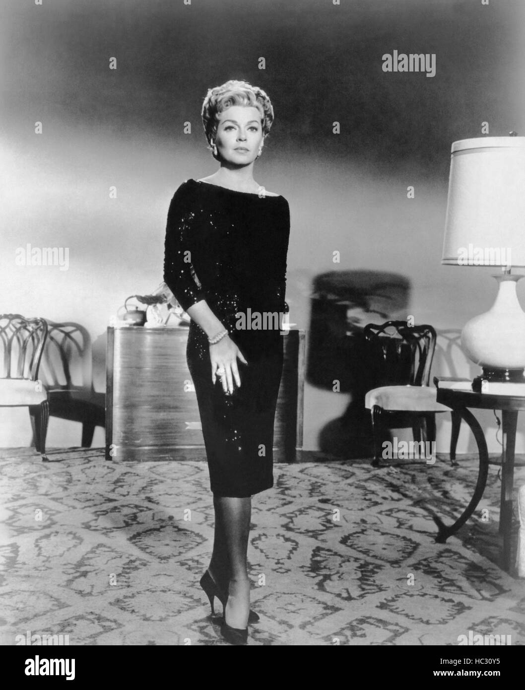 PORTRAIT IN BLACK, Lana Turner, in a dress by Jean Louis, 1960 Stock Photo  - Alamy