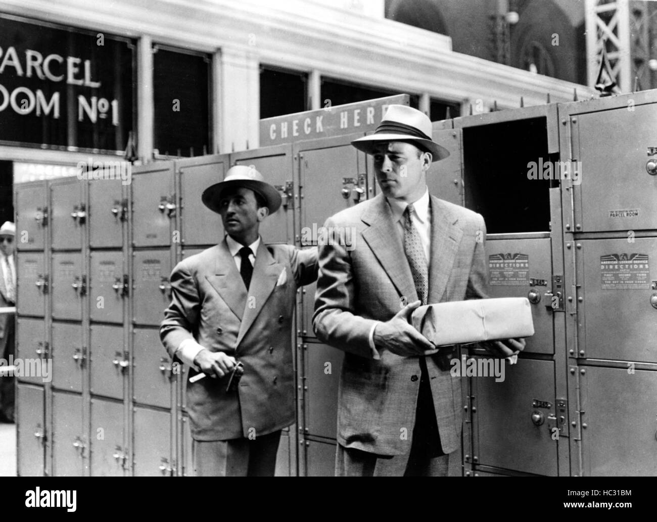 PORT OF NEW YORK, Scott Brady (r.), 1949 Stock Photo Alamy