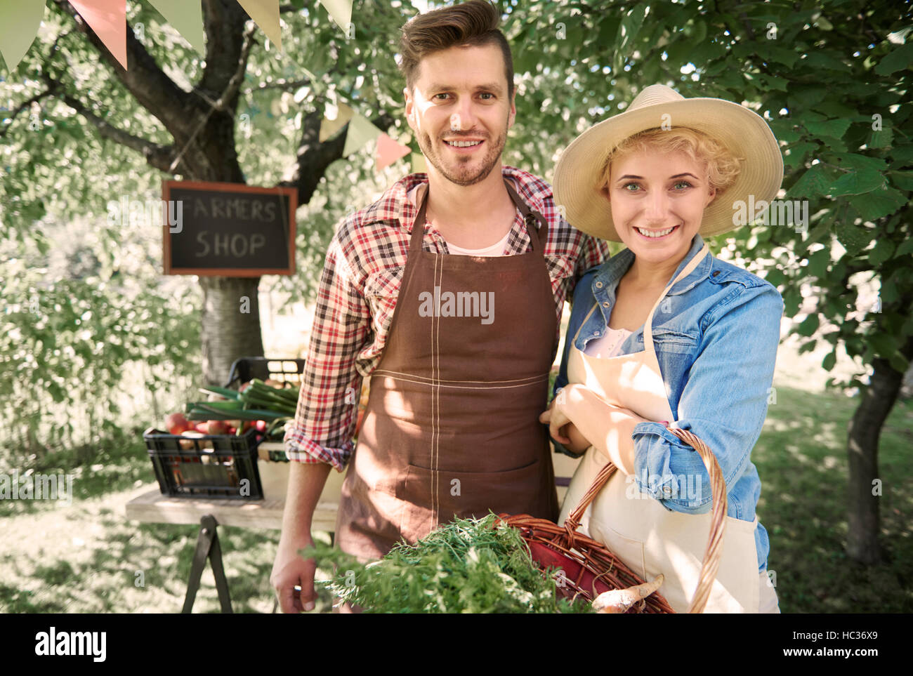 Farmers selling some organic vegetables Stock Photo - Alamy